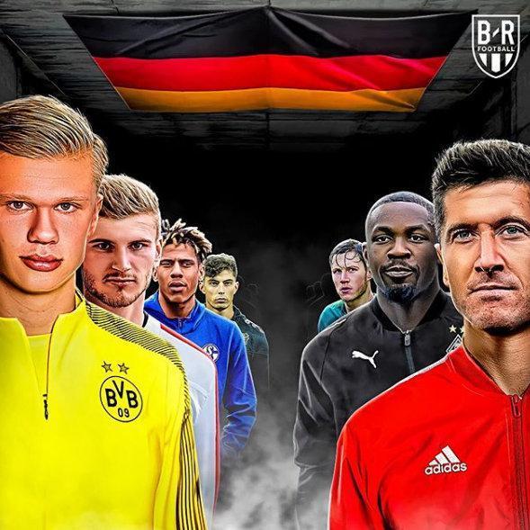 津门虎将在11月16日举办年票球迷开放日活动，共100个名额（津门虎11月16日举行年票球迷开放日，限额100名）