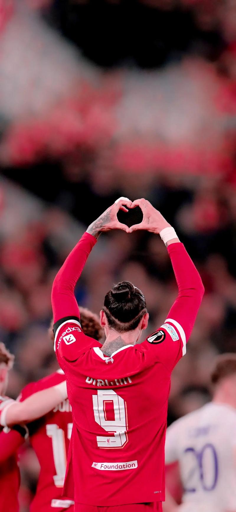 里程碑！米切尔生涯三分命中总数达到1700个（米切尔命中生涯第1700记三分，达成里程碑）