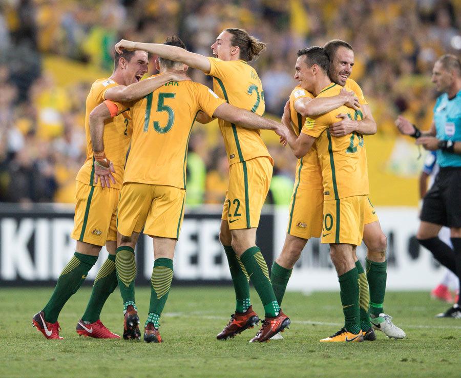 欧冠：巴黎2-0轻取泽尼特（欧冠-巴黎2比0完胜泽尼特）