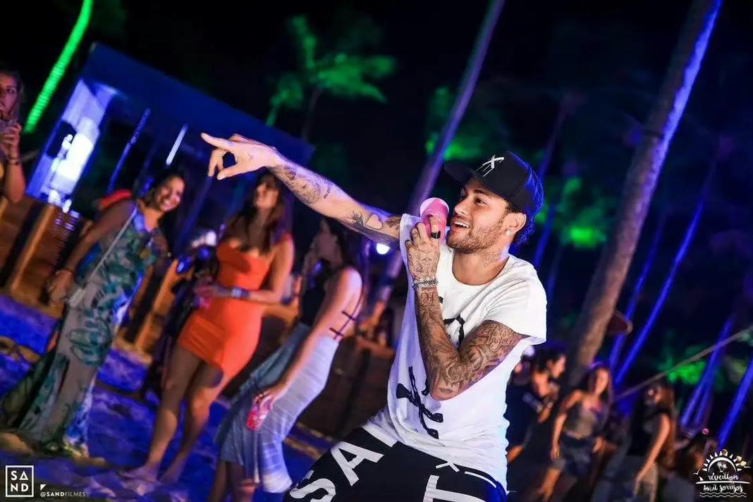 斯基拉：皮奥利不会辞职，他不愿放弃年薪320万欧元的3年合同（斯基拉：皮奥利无意辞职，不愿放弃年薪320万欧的三年合同）