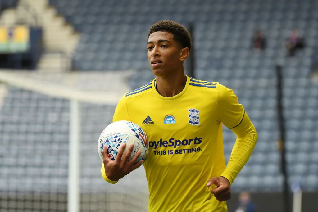 勒沃库森在德甲赛场37次不敌多特，只有对拜仁药厂输球更多（勒沃库森德甲对多特已负37场，仅次于对拜仁的败场数）