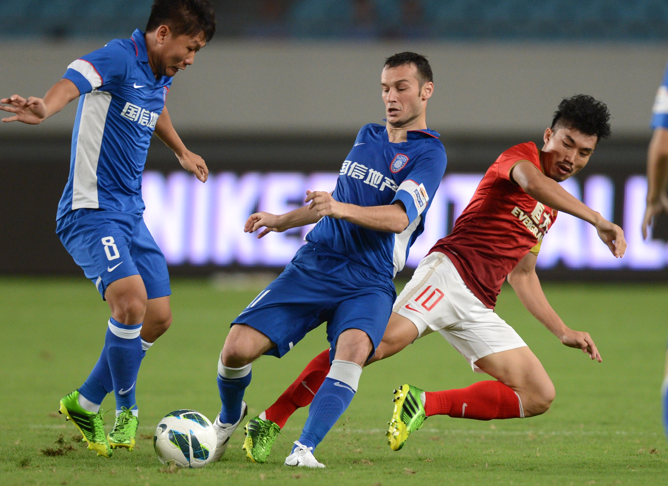 Here We Go！罗马诺：斯图加特中场米约即将加盟吉达国民