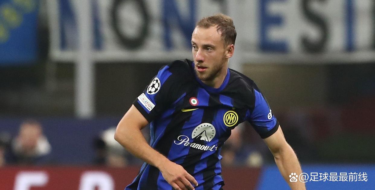 港媒：虽无缘亚洲杯，但港足总依旧为港队发放了100万奖金（港媒：无缘亚洲杯，香港足总仍为港队派发100万奖金）