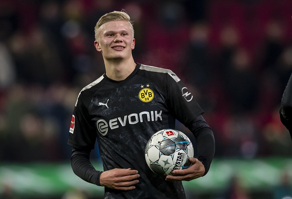 罗马vs那不勒斯：洛伦佐-佩莱格里尼、克里斯坦特首发，麦克托米奈、霍伊伦出战（罗马对阵那不勒斯：洛伦佐-佩莱格里尼、克里斯坦特先发，麦克托米奈、霍伊伦将出战）