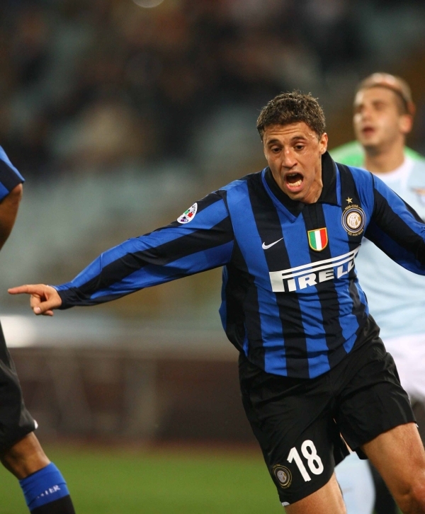 记者：国米不可能在冬窗签阿德耶米，他们满意现有的4名前锋（记者称国米冬窗不会引进阿德耶米，因对队内四名前锋满意）