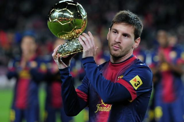 34胜2平，拜仁欧冠小组／联赛阶段主场36场不败（拜仁欧冠小组赛／联赛阶段主场保持36场不败，战绩34胜2平）