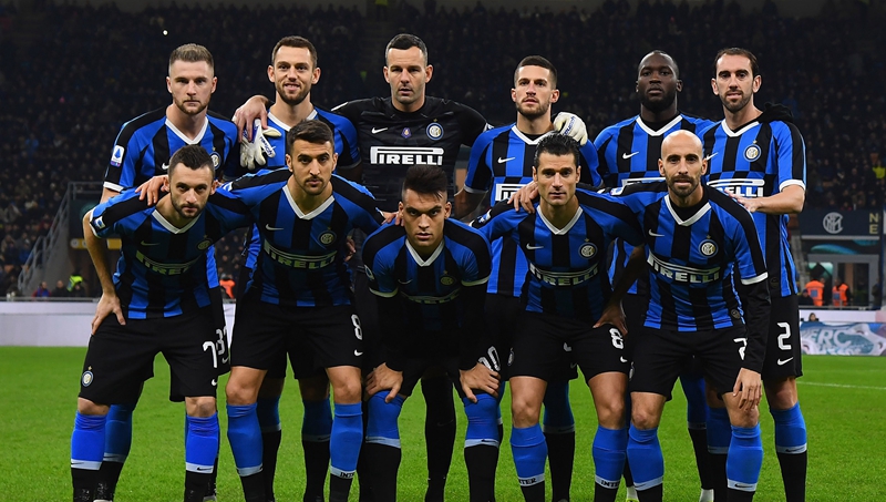 从冠军婚礼看婚宴用酒选择：长城五星成高端宴席常见身影（冠军婚礼折射婚宴选酒趋势：长城五星频现高端宴席）