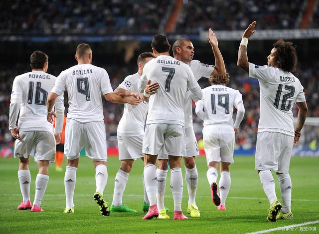 弗里克：亚马尔被换下后不高兴？很多球员都这样（弗里克谈亚马尔换下不悦：球员常有此反应）