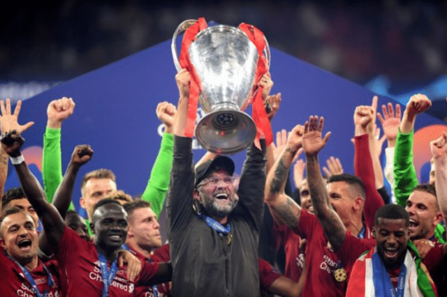 阿斯：阿隆索找到了理想的阵型，防守阶段4-4-2&进攻3-5-2（阿斯：阿隆索确定最佳阵型，防守4-4-2，进攻3-5-2）