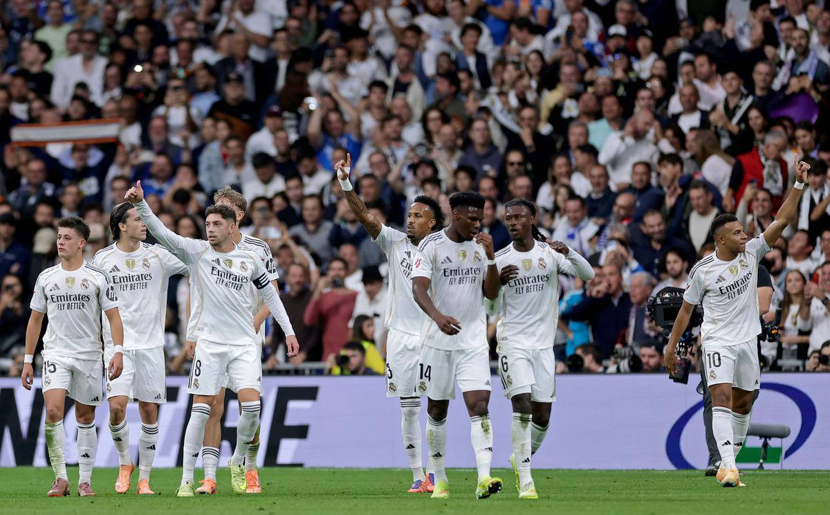 河南村小女孩获旱地冰球全国冠军（河南乡村女孩夺得旱地冰球全国冠军）