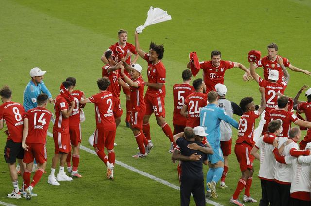 曼城封闭热身赛1-0击败普雷斯顿，里科-刘易斯打入制胜球（封闭热身赛曼城1-0小胜普雷斯顿，里科-刘易斯制胜破门）