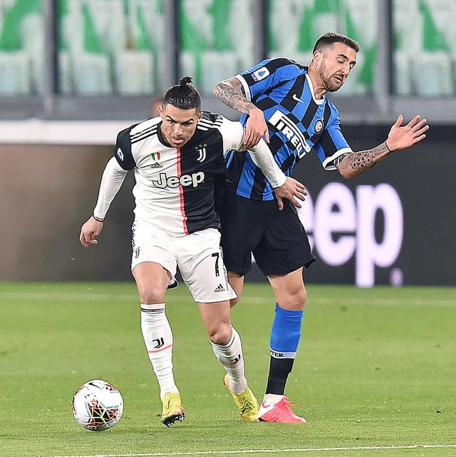 哈曼：沃尔特马德没有受到转会费影响，他的头脑很冷静（哈曼：沃尔特马德不受转会费左右，依然保持冷静）