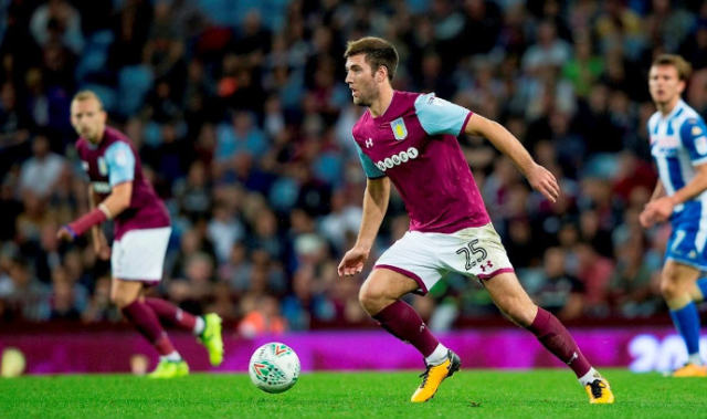 巴萨梅西进球助球队领先塞维利亚（梅西建功助巴萨领先塞维利亚）