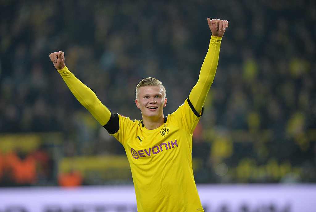 齐达内晒教学樊振东法语视频：西语相当不错，法语还得练练（齐达内晒教樊振东法语视频：西语表现佳，法语仍待提升）