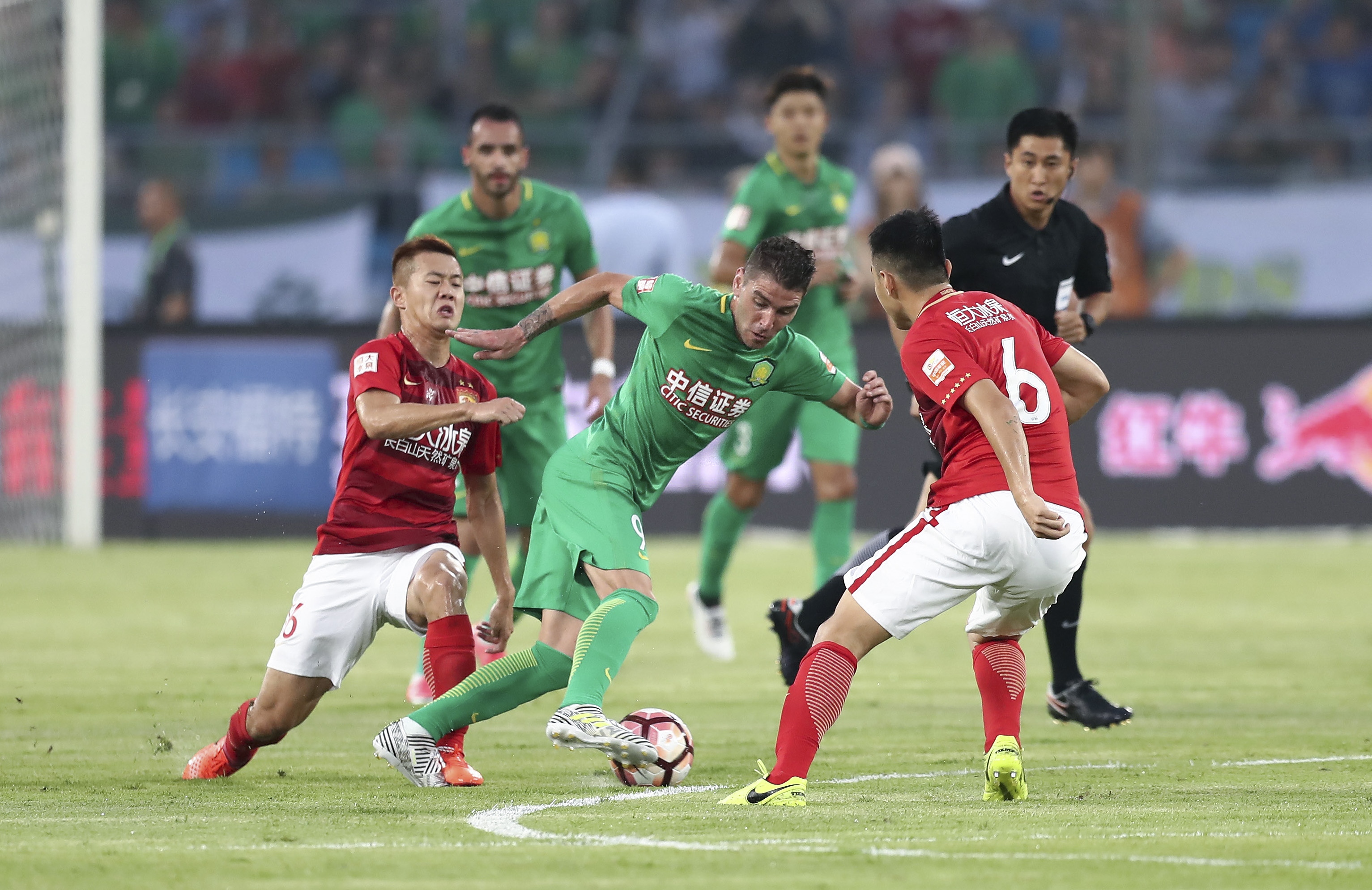 乌度卡：杜兰特如今更愿意领导队友承担责任，他一直追求伟大