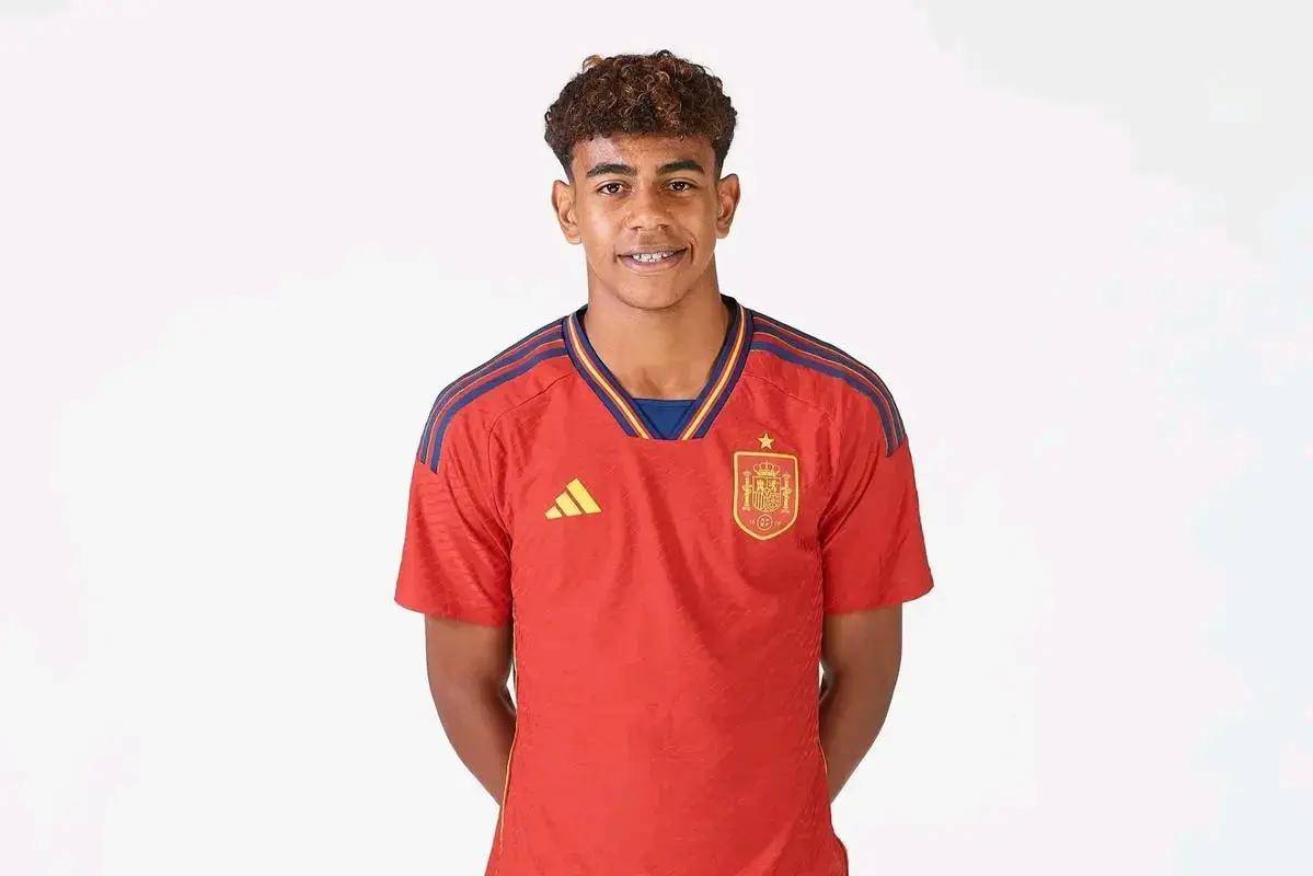 今晚！亚冠上海海港VS柔佛新山，中超冠军残阵出战？CCTV5不转，2大平台直播